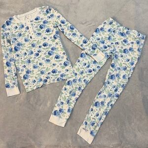 Girls roller rabbit White and Blue Floral Long-Sleeve Pajama Set